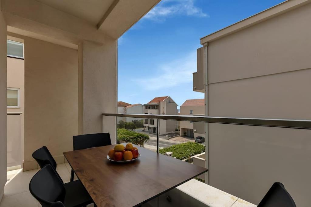Apartment Dals - Makarska Exklusiv Тучепи Екстер'єр фото